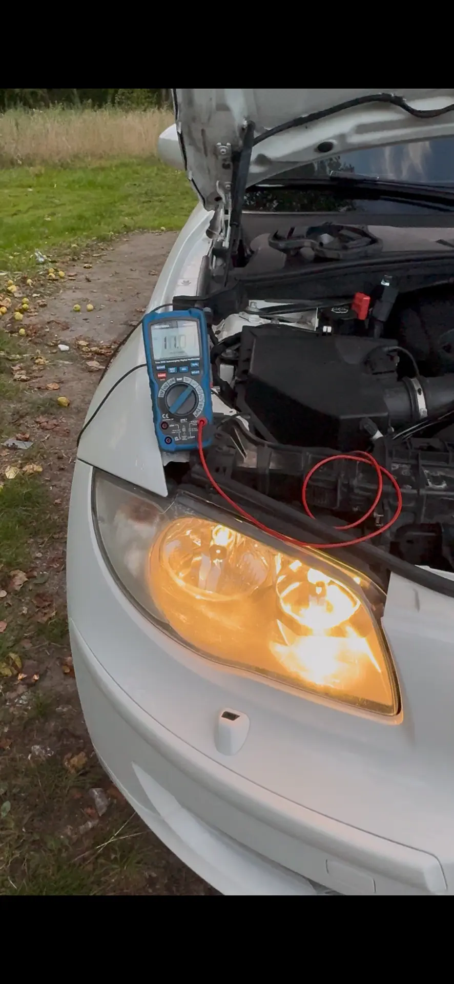 Mätning av helljussignal med multimeter